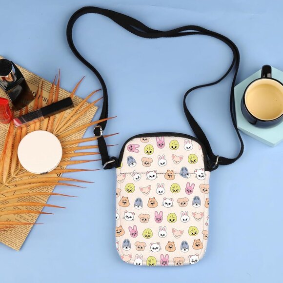 Water-Resistant SK-Z Shoulder Bag for K-POP Lovers - Multi-Functional & Trendy - Picture 5 of 8